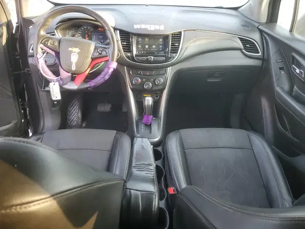 KL7CJLSB1KB848144 2019 CHEVROLET TRAX - Image 8