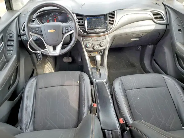 KL7CJLSB1KB895058 2019 CHEVROLET TRAX - Image 8