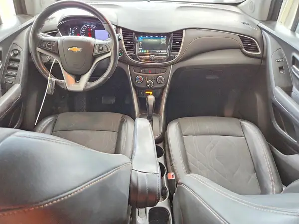 KL7CJLSB1KB902638 2019 CHEVROLET TRAX - Image 8