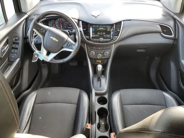 KL7CJLSB1KB917303 2019 CHEVROLET TRAX - Image 8