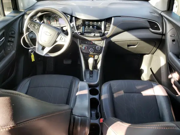 KL7CJLSB1KB931749 2019 CHEVROLET TRAX - Image 8