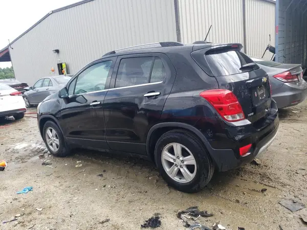 KL7CJLSB1KB953962 2019 CHEVROLET TRAX - Image 2