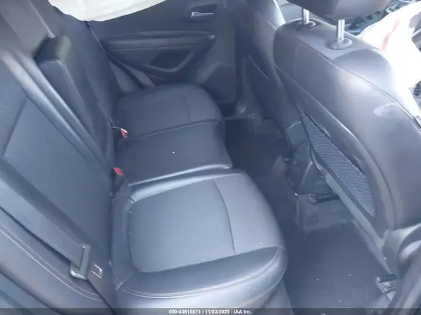 KL7CJLSB1LB006261 2020 CHEVROLET TRAX - Image 8