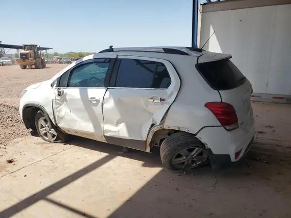 KL7CJLSB1LB006440 2020 CHEVROLET TRAX - Image 2