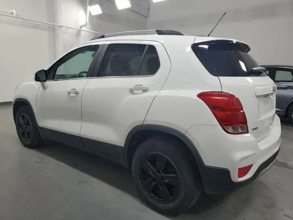 KL7CJLSB1LB006602 2020 CHEVROLET TRAX - Image 2