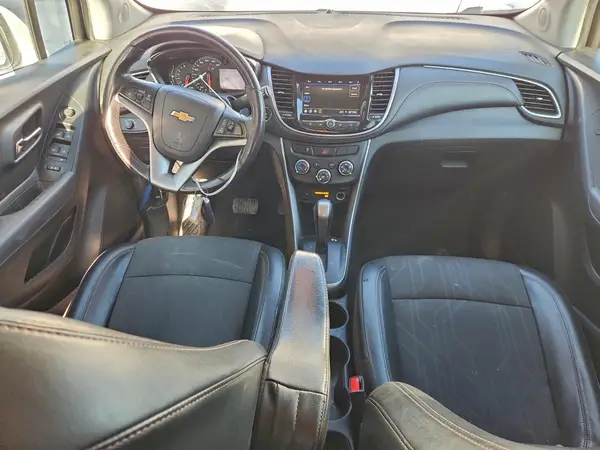 KL7CJLSB1LB007040 2020 CHEVROLET TRAX - Image 8