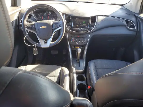 KL7CJLSB1LB012920 2020 CHEVROLET TRAX - Image 8