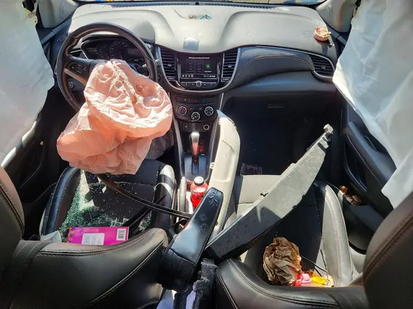 KL7CJLSB1LB015882 2020 CHEVROLET TRAX - Image 8