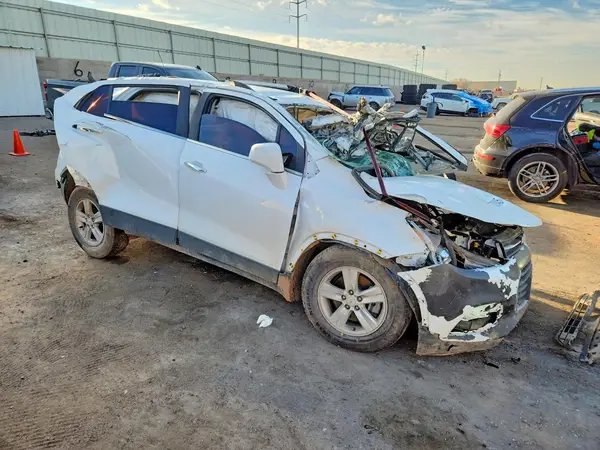 KL7CJLSB1LB016546 2020 CHEVROLET TRAX - Image 8