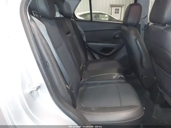 KL7CJLSB1LB019995 2020 CHEVROLET TRAX - Image 8