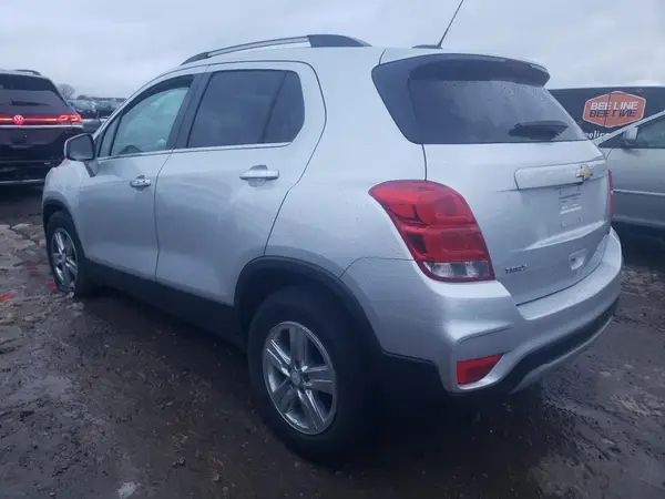 KL7CJLSB1LB029510 2020 CHEVROLET TRAX - Image 2