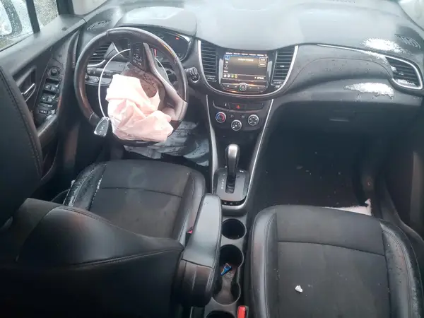 KL7CJLSB1LB029510 2020 CHEVROLET TRAX - Image 8