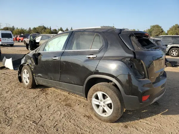 KL7CJLSB1LB041141 2020 CHEVROLET TRAX - Image 2