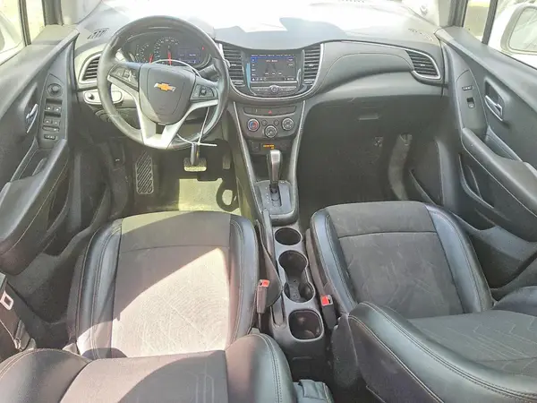 KL7CJLSB1LB059204 2020 CHEVROLET TRAX - Image 8
