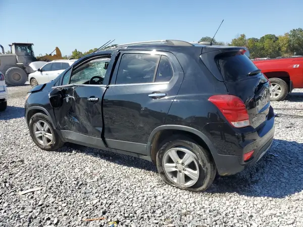 KL7CJLSB1LB064046 2020 CHEVROLET TRAX - Image 2