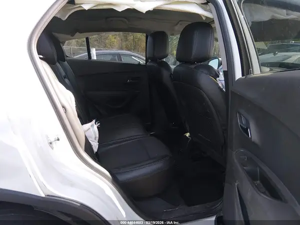 KL7CJLSB1LB070638 2020 CHEVROLET TRAX - Image 8