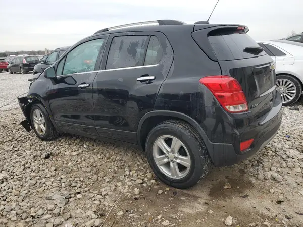 KL7CJLSB1LB085981 2020 CHEVROLET TRAX - Image 2