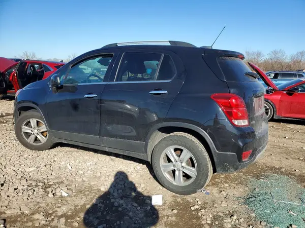 KL7CJLSB1LB089352 2020 CHEVROLET TRAX - Image 2