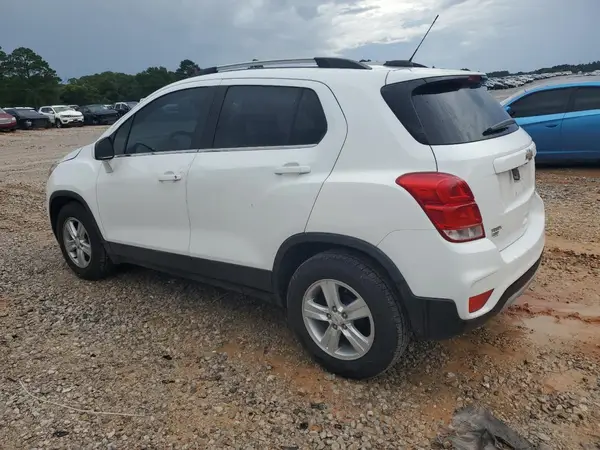 KL7CJLSB1LB313350 2020 CHEVROLET TRAX - Image 2