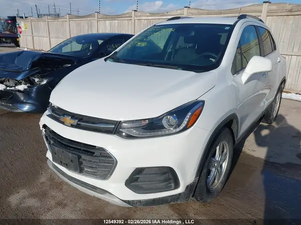 KL7CJLSB1LB331895 2020 CHEVROLET TRAX - Image 2