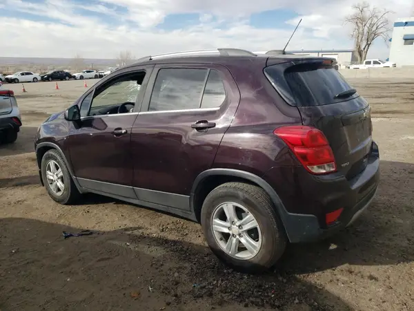 KL7CJLSB1LB352732 2020 CHEVROLET TRAX - Image 2