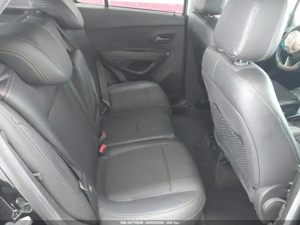KL7CJLSB1MB303774 2021 CHEVROLET TRAX - Image 8