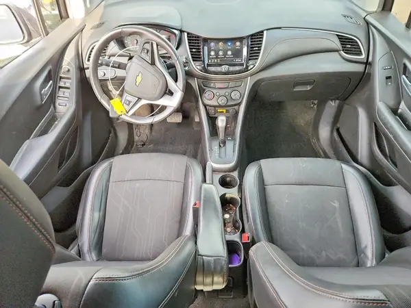 KL7CJLSB1MB308585 2021 CHEVROLET TRAX - Image 8
