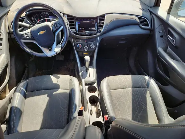 KL7CJLSB1MB310045 2021 CHEVROLET TRAX - Image 8