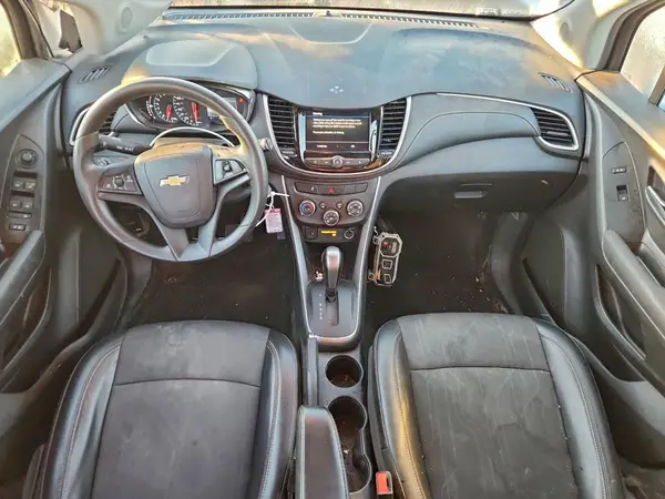 KL7CJLSB1MB310076 2021 CHEVROLET TRAX - Image 8