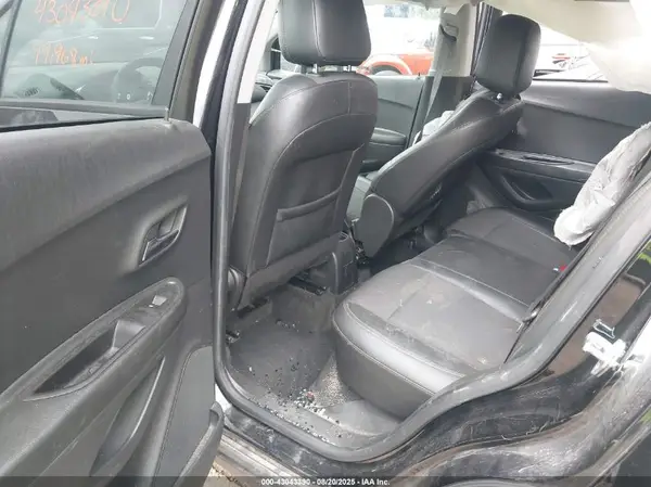 KL7CJLSB1MB315066 2021 CHEVROLET TRAX - Image 8