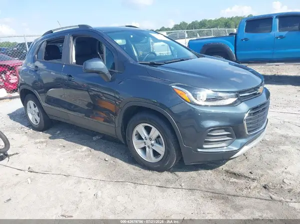 KL7CJLSB1MB316881 2021 CHEVROLET TRAX - Image 1