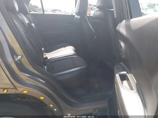KL7CJLSB1MB320509 2021 CHEVROLET TRAX - Image 8