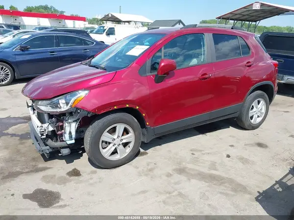 KL7CJLSB1MB329145 2021 CHEVROLET TRAX - Image 2