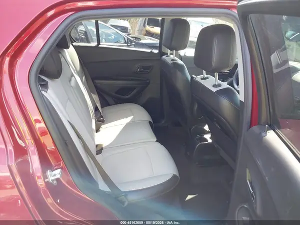 KL7CJLSB1MB329145 2021 CHEVROLET TRAX - Image 8