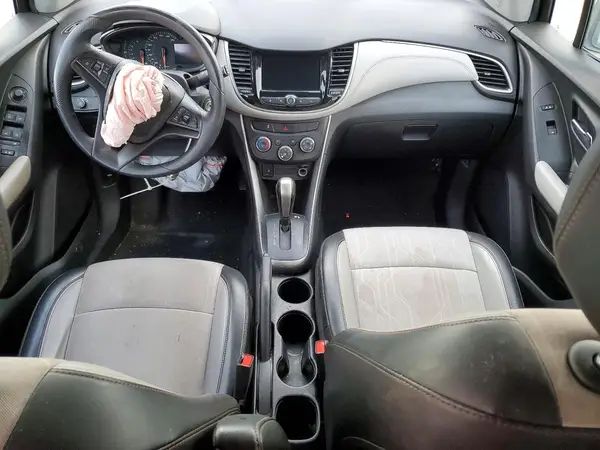 KL7CJLSB1MB330408 2021 CHEVROLET TRAX - Image 8