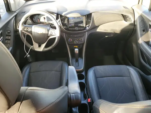 KL7CJLSB1MB335818 2021 CHEVROLET TRAX - Image 8