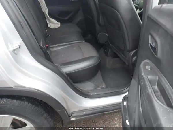 KL7CJLSB2GB531271 2016 CHEVROLET TRAX - Image 8