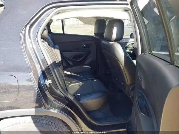 KL7CJLSB2GB546644 2016 CHEVROLET TRAX - Image 8