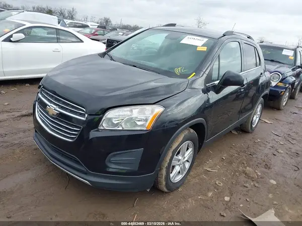 KL7CJLSB2GB606776 2016 CHEVROLET TRAX - Image 2