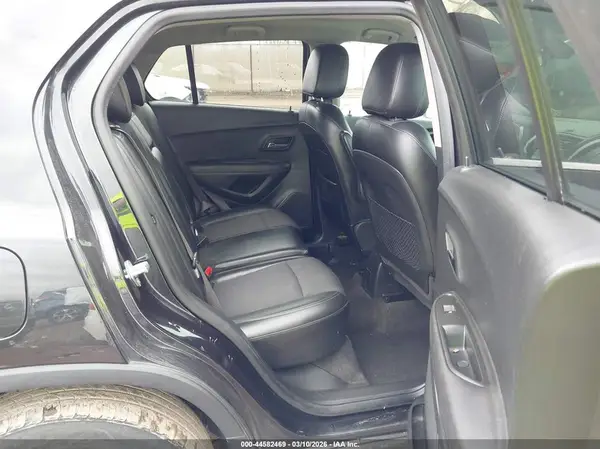 KL7CJLSB2GB606776 2016 CHEVROLET TRAX - Image 8