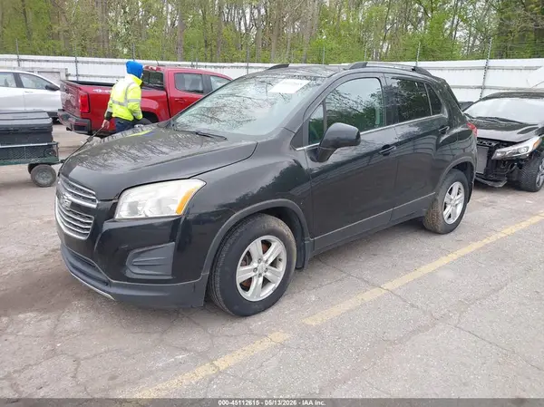 KL7CJLSB2GB615316 2016 CHEVROLET TRAX - Image 2