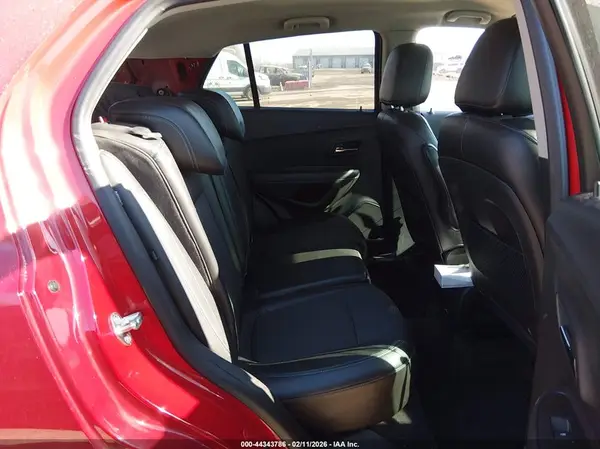 KL7CJLSB2GB636537 2016 CHEVROLET TRAX - Image 8