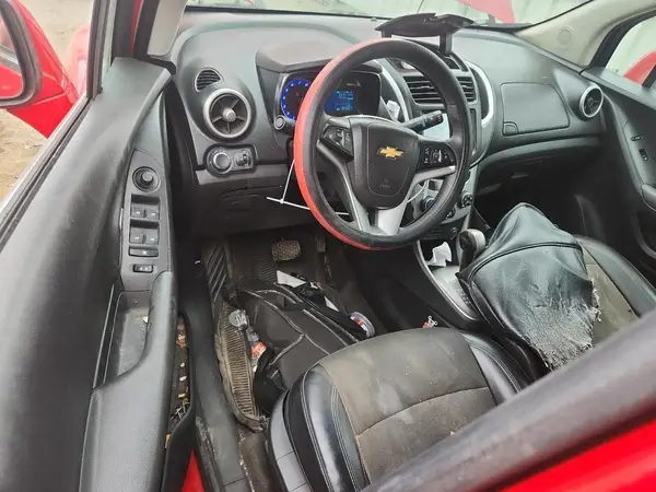 KL7CJLSB2GB666203 2016 CHEVROLET TRAX - Image 8