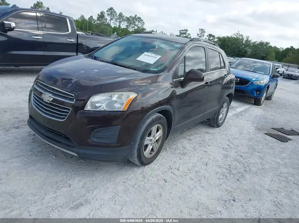 KL7CJLSB2GB678335 2016 CHEVROLET TRAX - Image 2