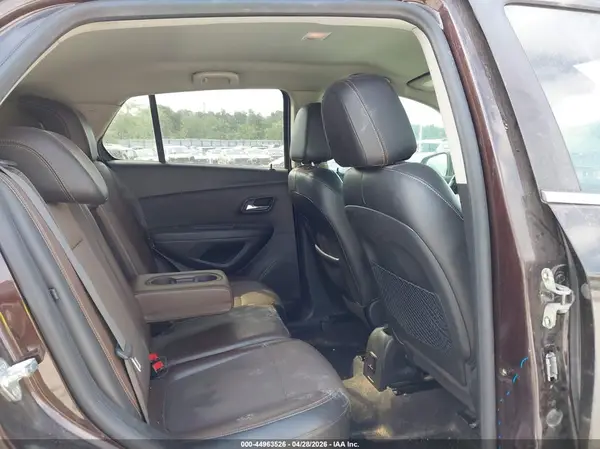KL7CJLSB2GB678335 2016 CHEVROLET TRAX - Image 8