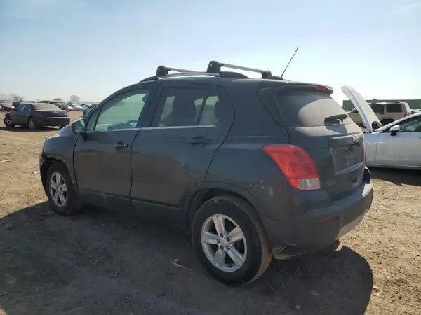 KL7CJLSB2GB695541 2016 CHEVROLET TRAX - Image 2