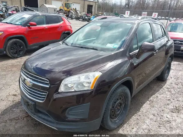 KL7CJLSB2GB754183 2016 CHEVROLET TRAX - Image 2