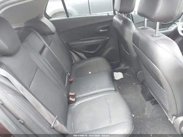 KL7CJLSB2GB754183 2016 CHEVROLET TRAX - Image 8