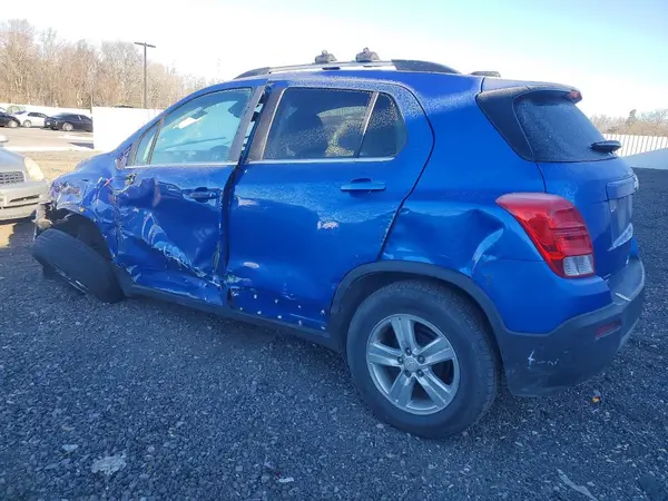 KL7CJLSB2GB757679 2016 CHEVROLET TRAX - Image 2