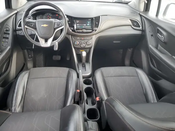 KL7CJLSB2HB086127 2017 CHEVROLET TRAX - Image 8